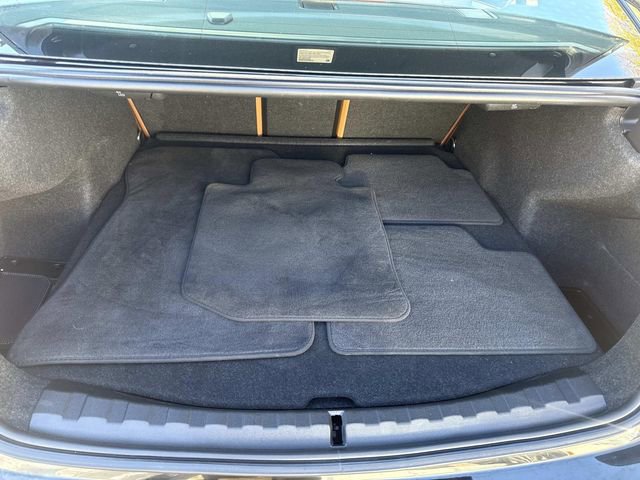 Used 2023 BMW 330i xDrive Sedan w/ Driving Assistance Package image 7