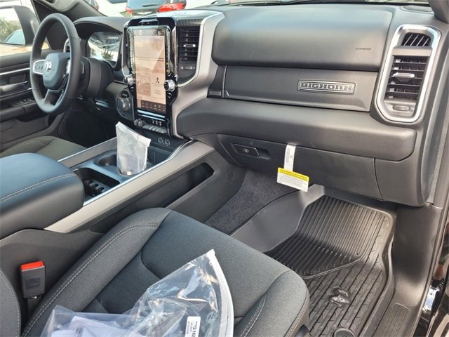 New 2026 RAM 1500 4x4 Crew Cab image 18