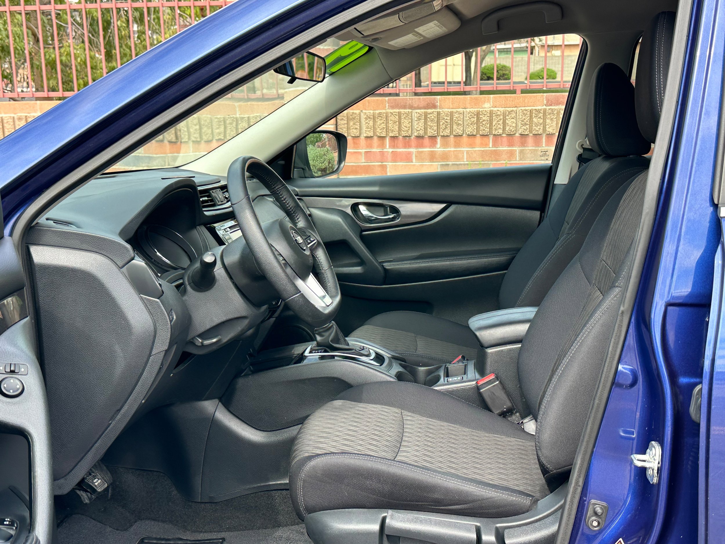 Used 2019 Nissan Rogue S w/ Special Edition Package image 6