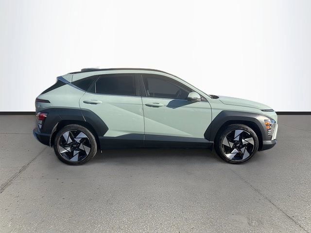 Used 2024 Hyundai Kona Limited image 2