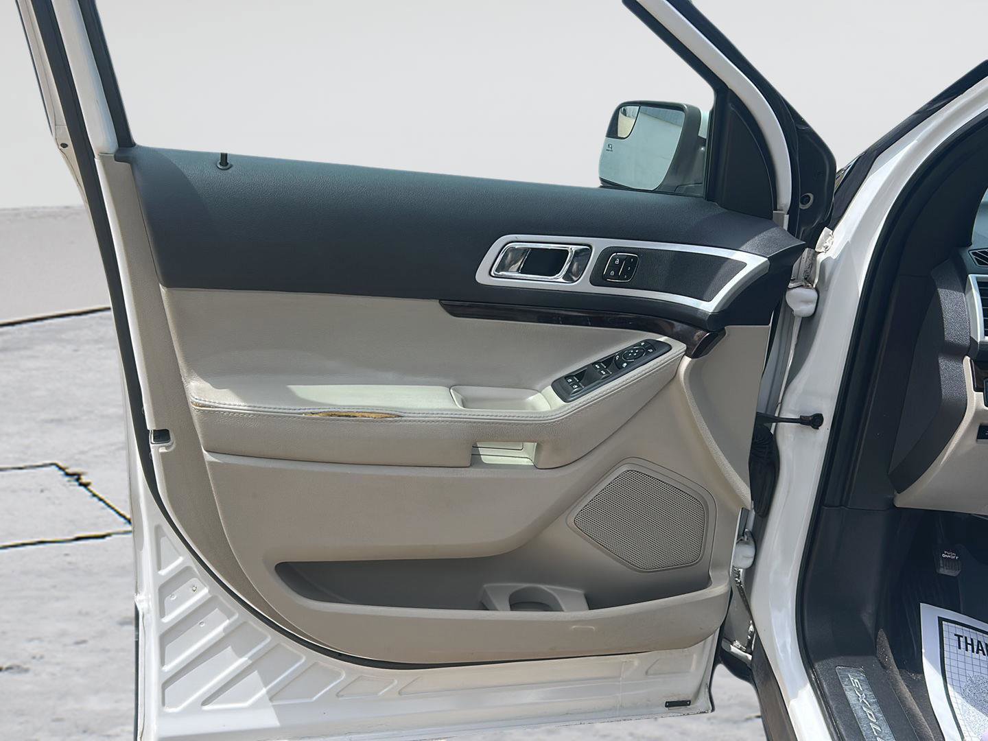 Used 2013 Ford Explorer Limited FWD image 16
