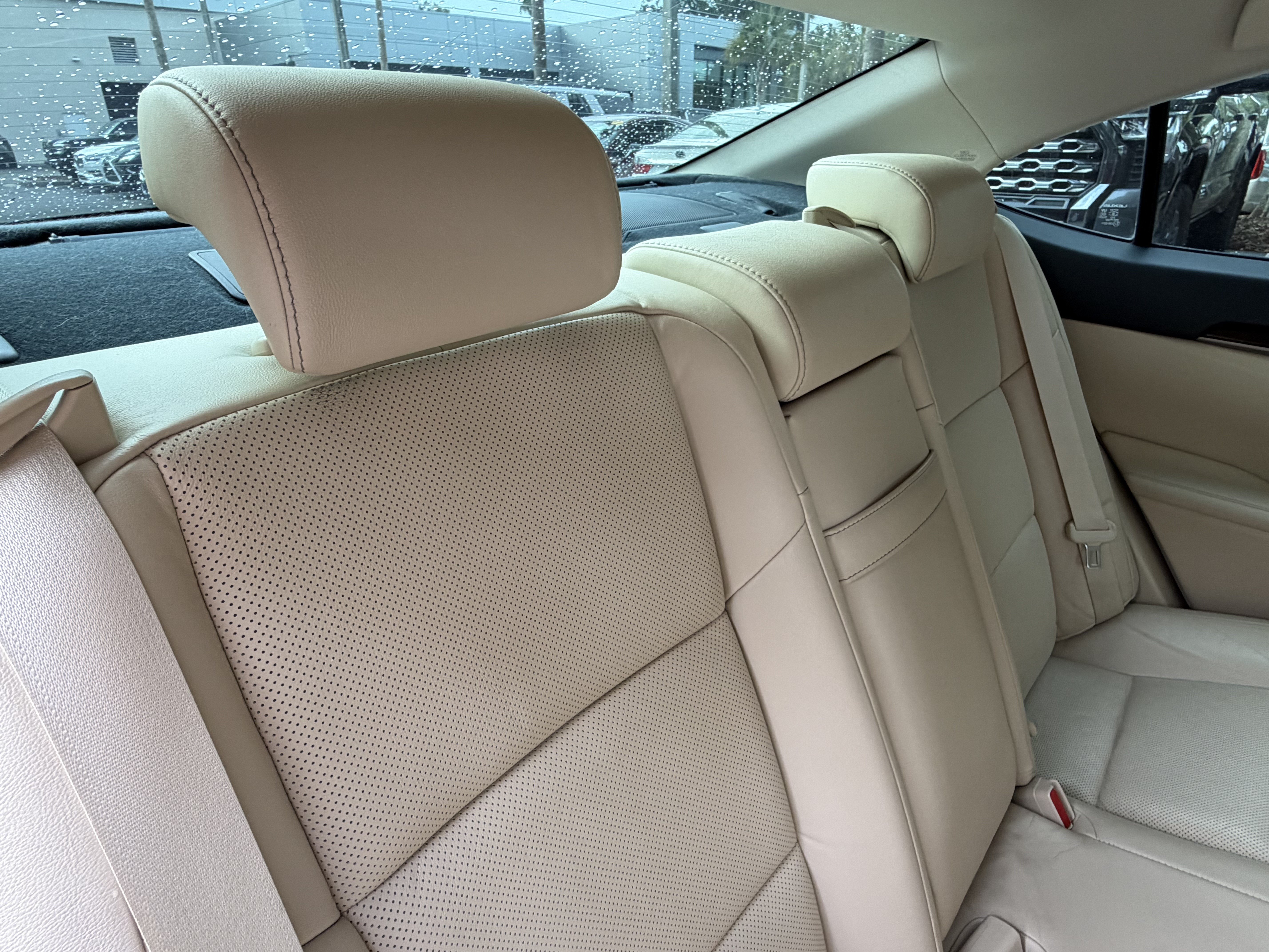 Used 2013 Lexus ES 350 w/ Luxury Pkg FWD image 37