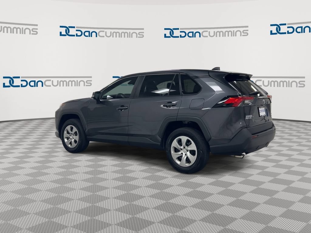 Used 2023 Toyota RAV4 LE AWD/4WD image 6