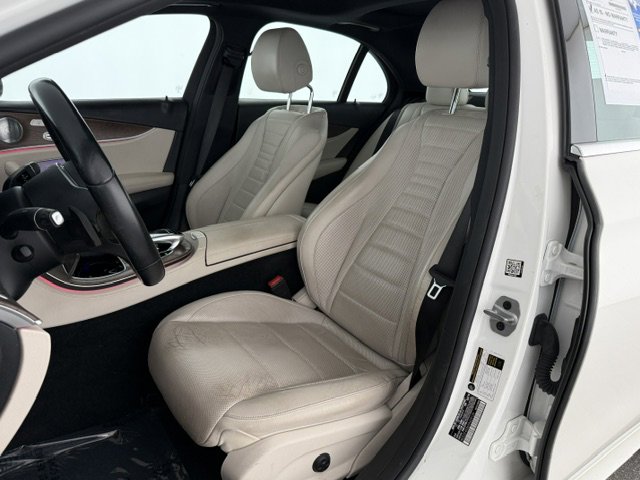 Used 2019 Mercedes-Benz E 300 4MATIC image 9