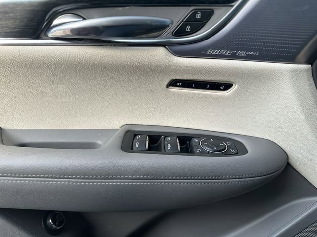 Used 2020 Cadillac XT6 Premium Luxury image 14