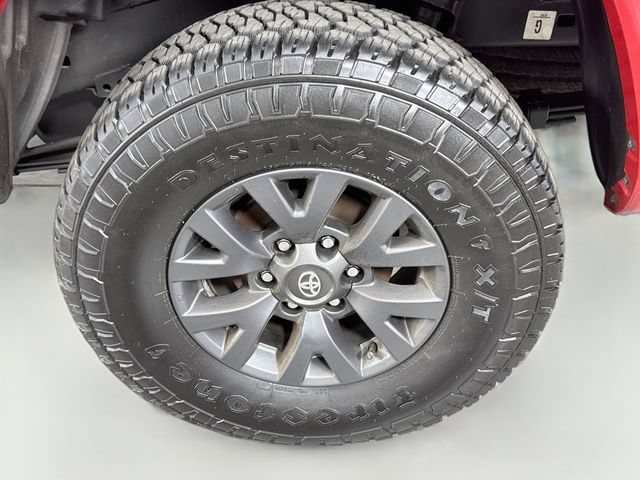 Certified 2023 Toyota Tacoma SR5 w/ Technology Package AWD/4WD image 30