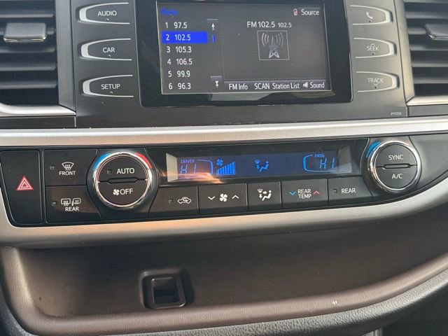 Certified 2017 Toyota Highlander LE w/ Carpet Mat Package AWD/4WD image 13