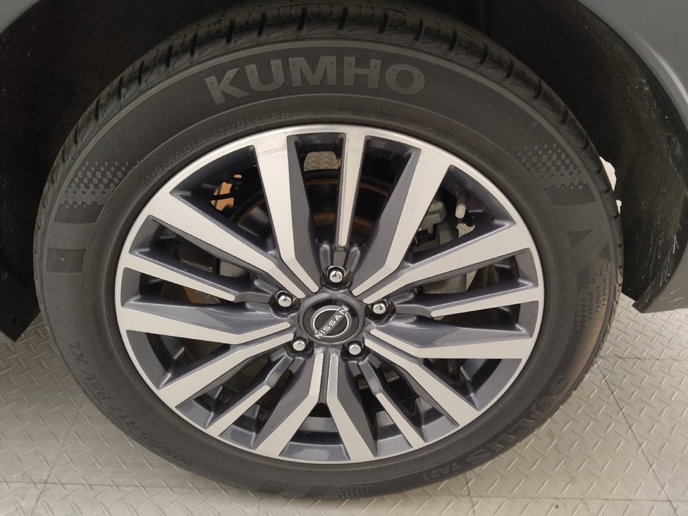 Used 2021 Nissan Kicks SR w/ SR Premium Package FWD image 31
