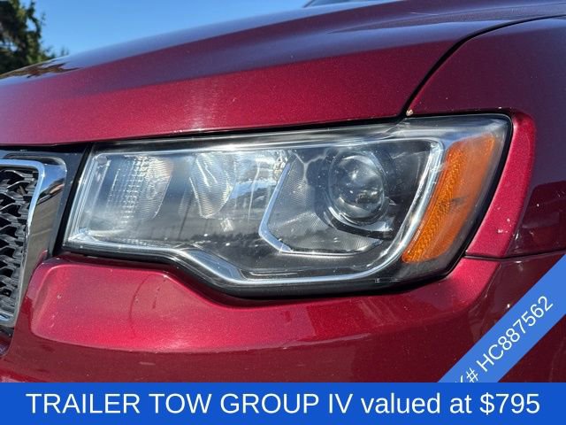 Used 2017 Jeep Grand Cherokee Limited w/ Trailer Tow Group IV AWD/4WD image 4