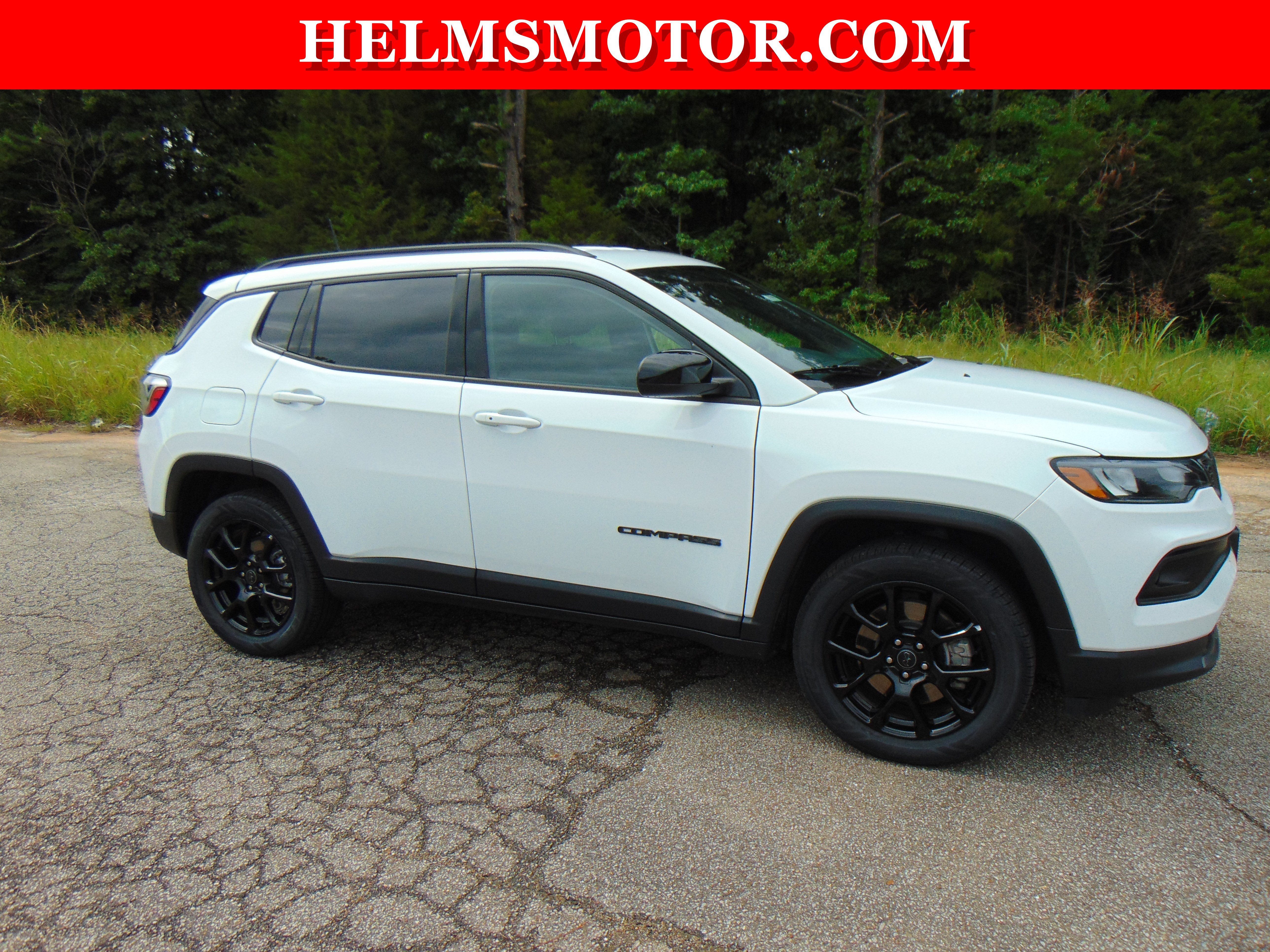 Certified 2025 Jeep Compass Latitude w/ Altitude Special Edition AWD/4WD image 14