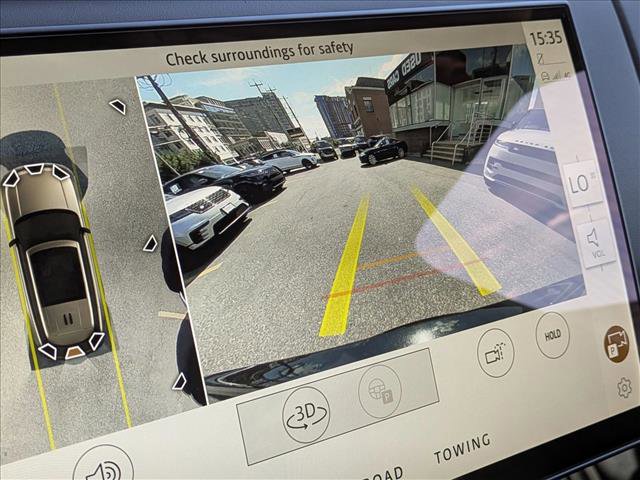 New 2025 Land Rover Range Rover Long Wheelbase SE image 13