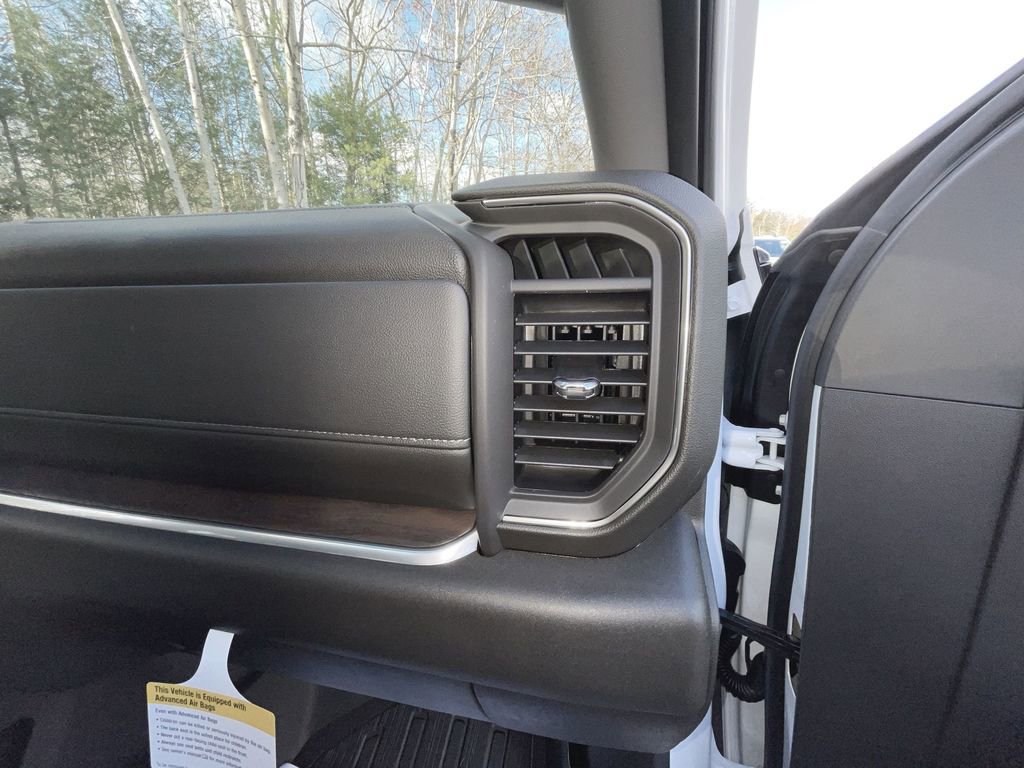 New 2026 GMC Sierra 3500 SLT image 38