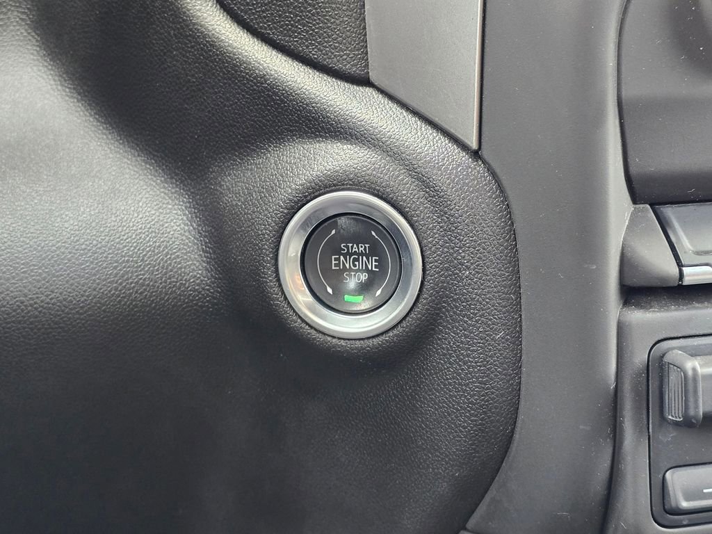 Used 2025 Chevrolet Silverado 3500 W/T w/ WT Convenience Package image 31