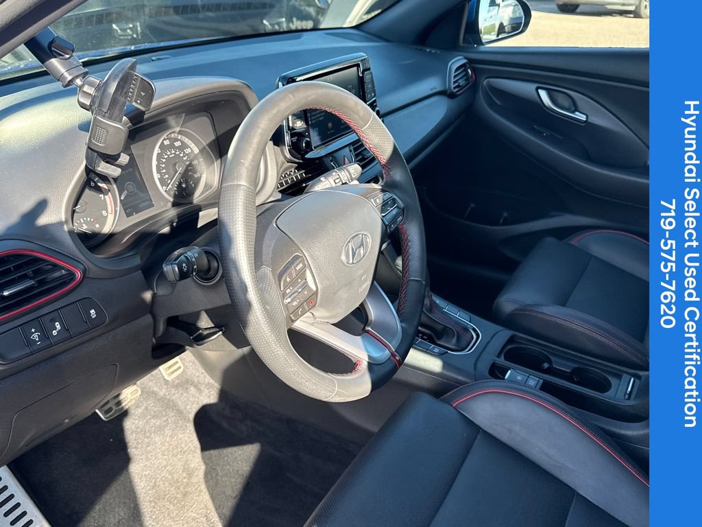 Used 2018 Hyundai Elantra GT Sport FWD image 27