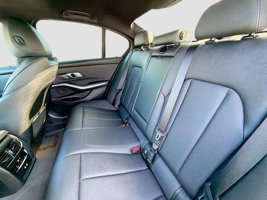 Used 2021 BMW 330i Sedan w/ Convenience Package RWD image 20