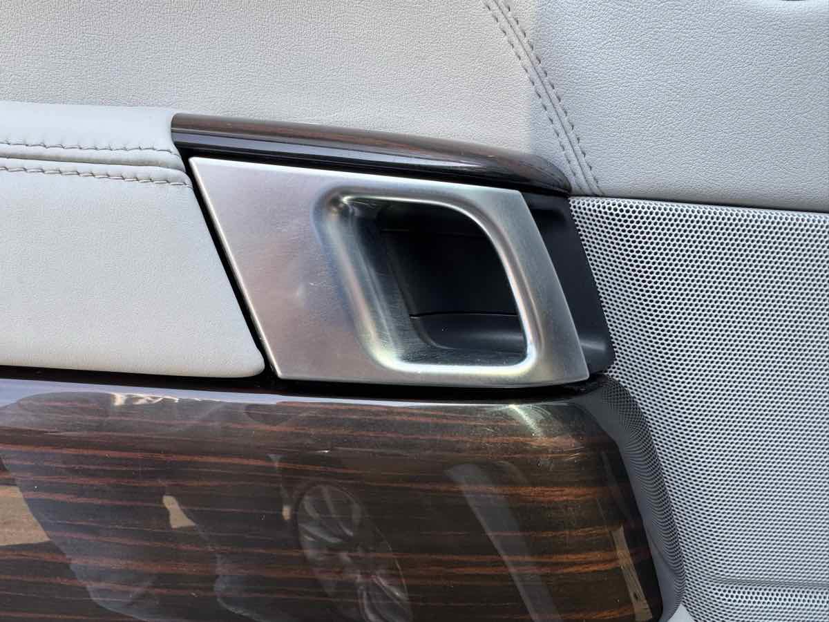 Used 2017 Land Rover Range Rover Supercharged image 56