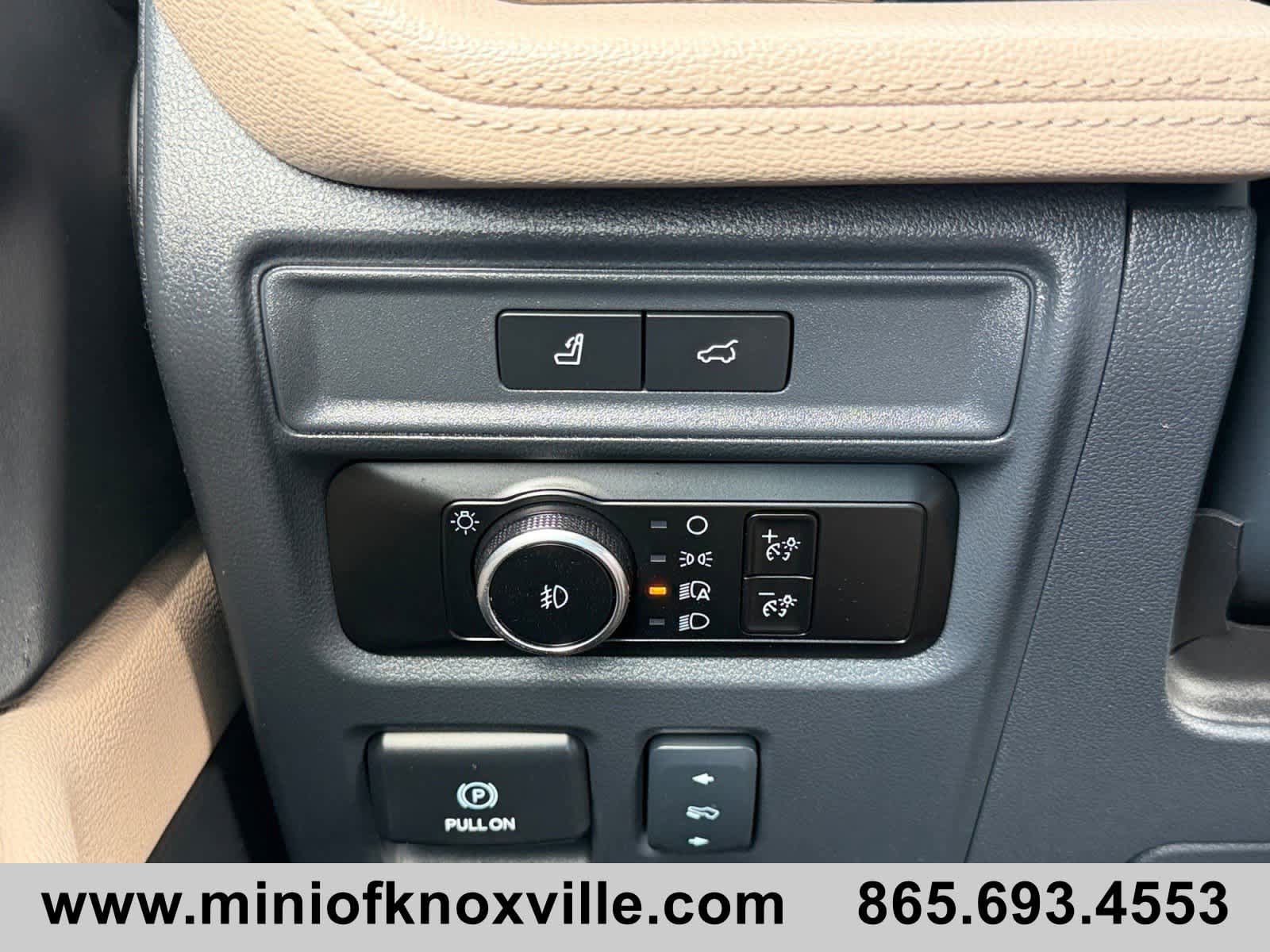 Used 2024 Ford Expedition Max Limited AWD/4WD image 28