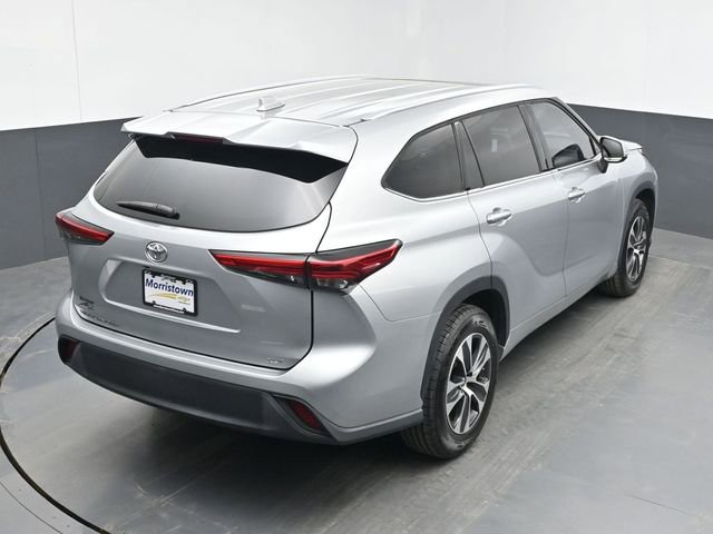 Used 2021 Toyota Highlander XLE image 44