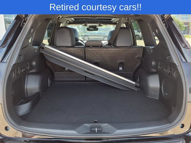 Used 2025 Subaru Forester Limited AWD/4WD image 9