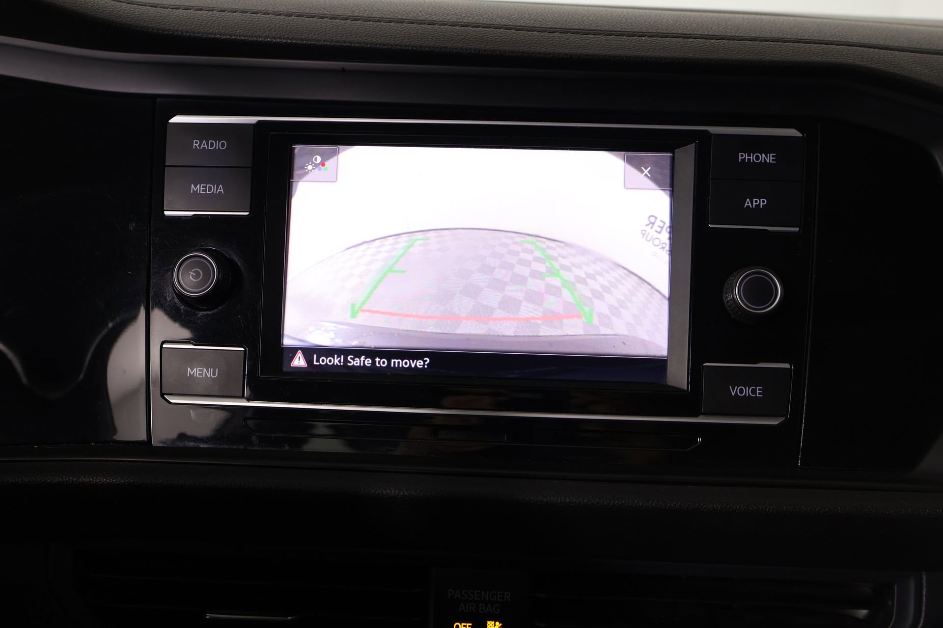 Used 2020 Volkswagen Jetta SE image 6