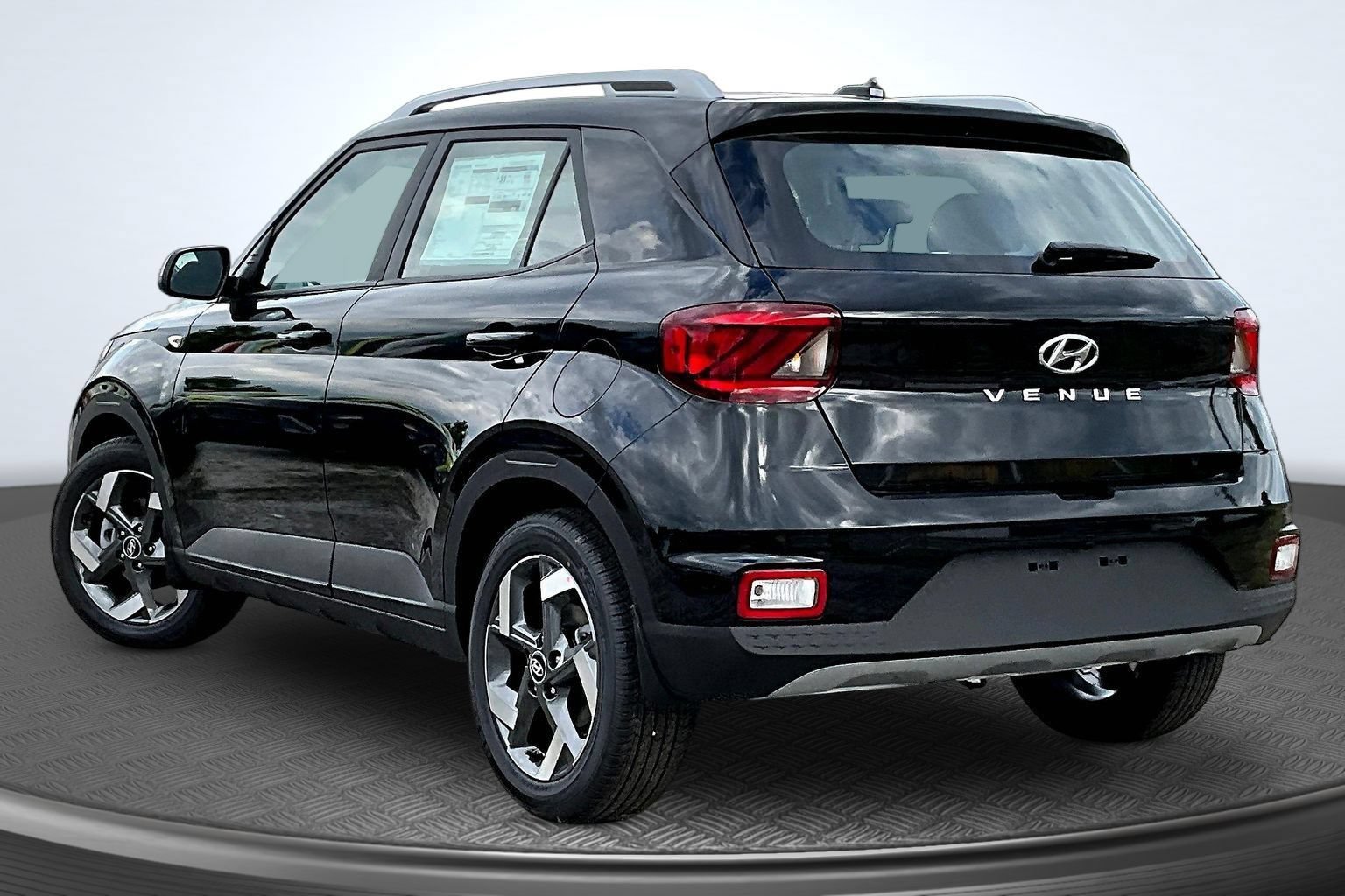 New 2026 Hyundai Venue SEL FWD image 3