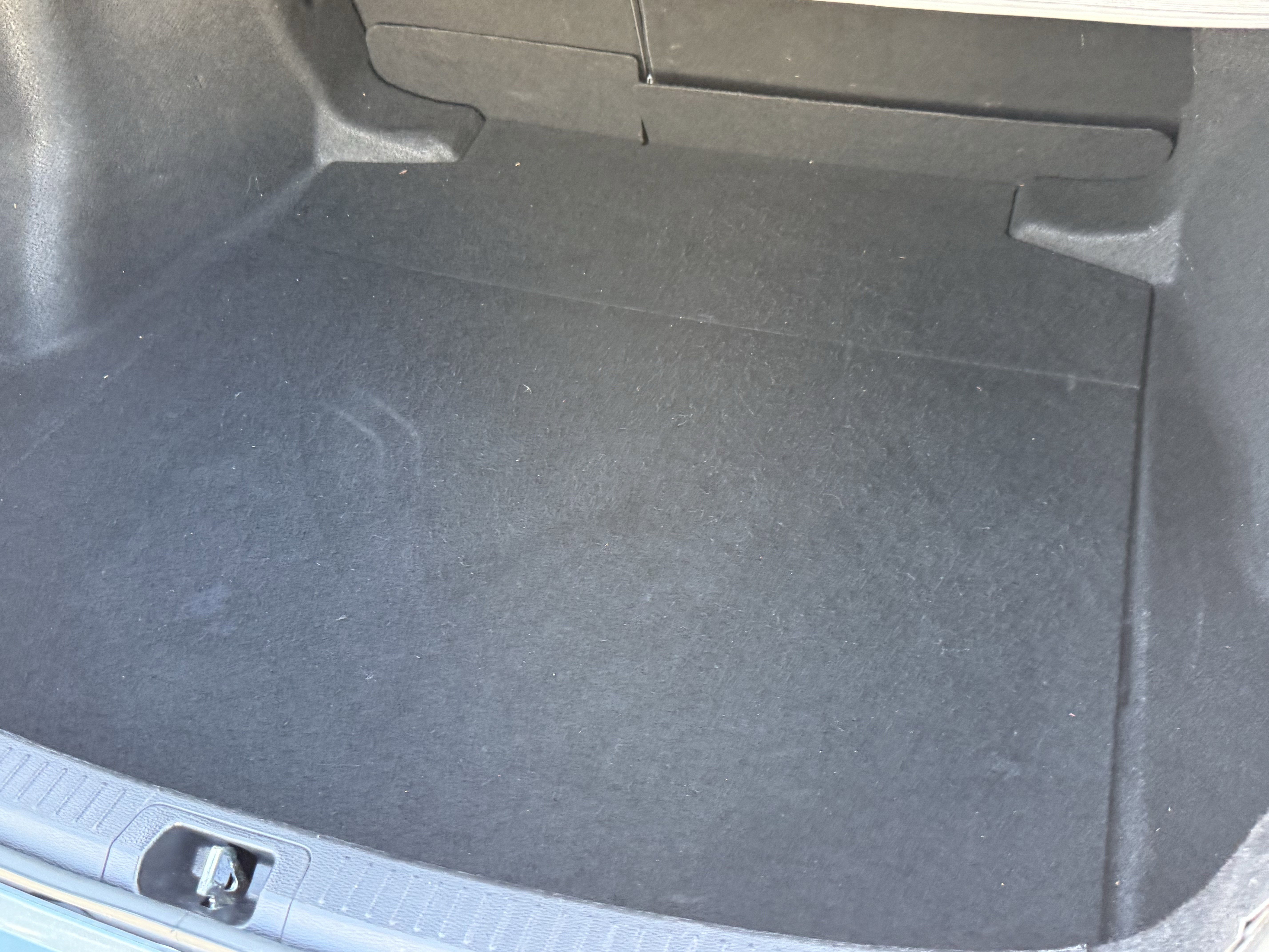 Used 2024 Toyota Corolla LE image 31