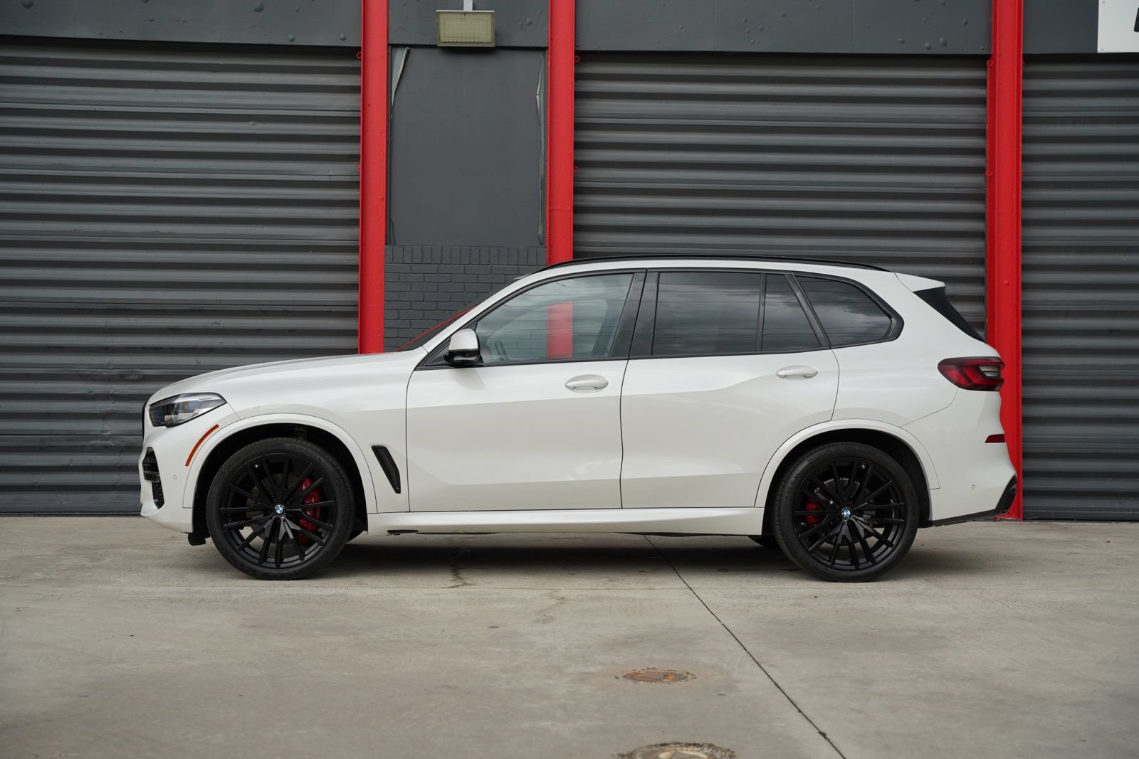 Used 2022 BMW X5 sDrive40i w/ M Sport Package RWD image 8