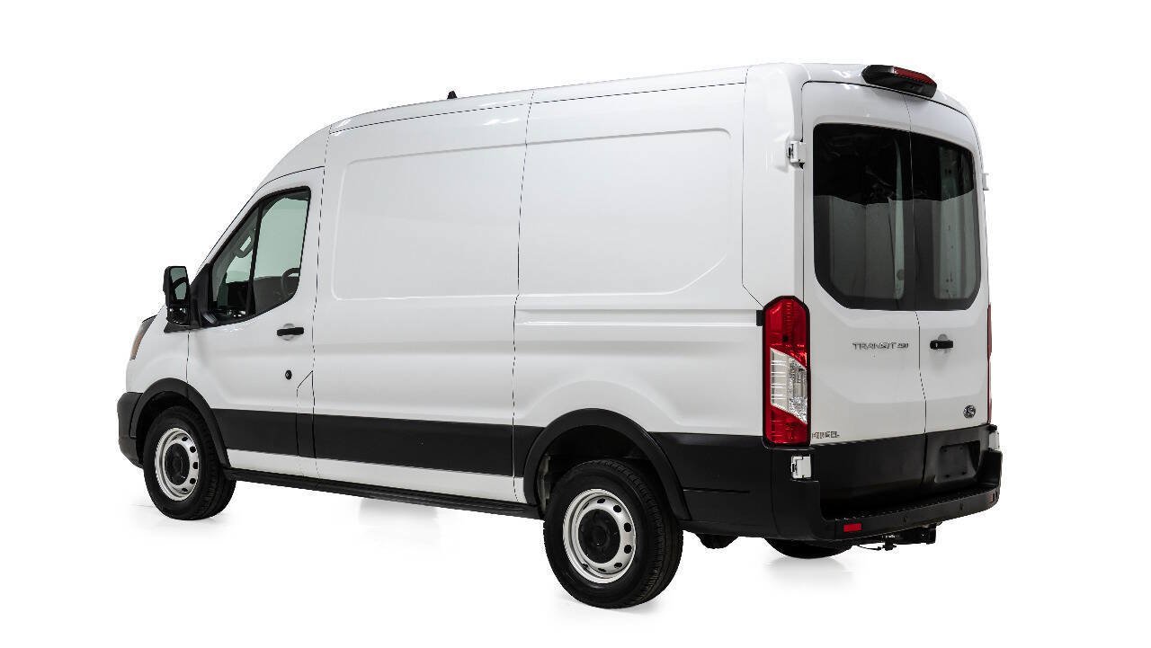 Used 2020 Ford Transit 250 Medium Roof RWD image 4