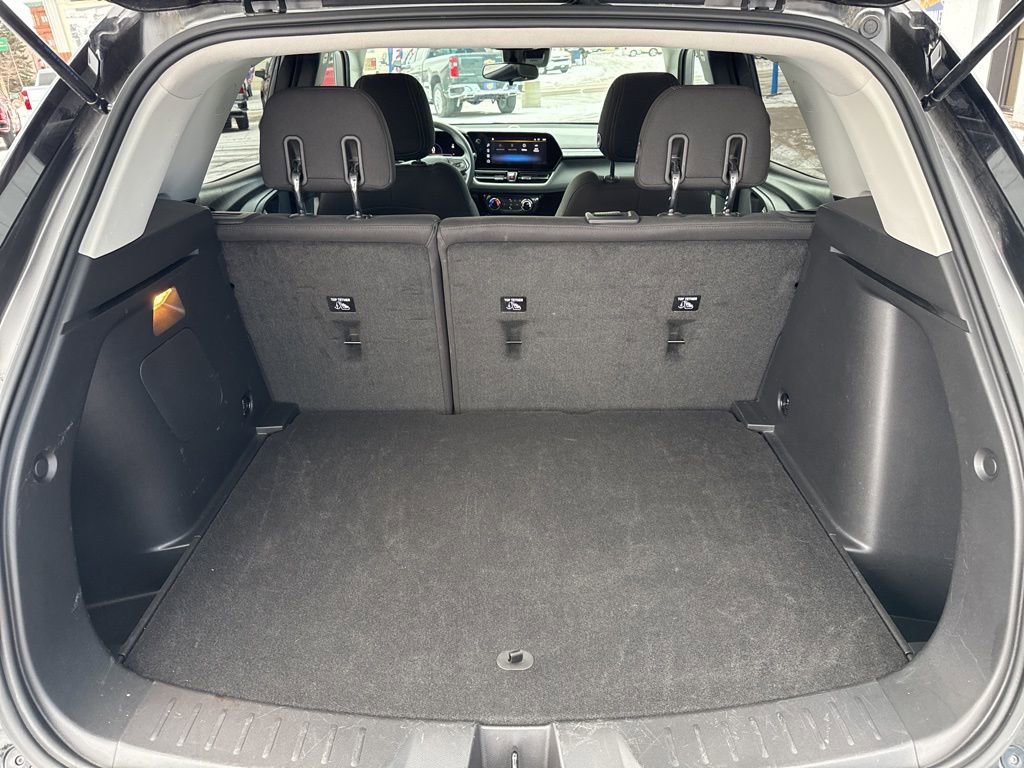 Used 2024 Chevrolet TrailBlazer LT image 32