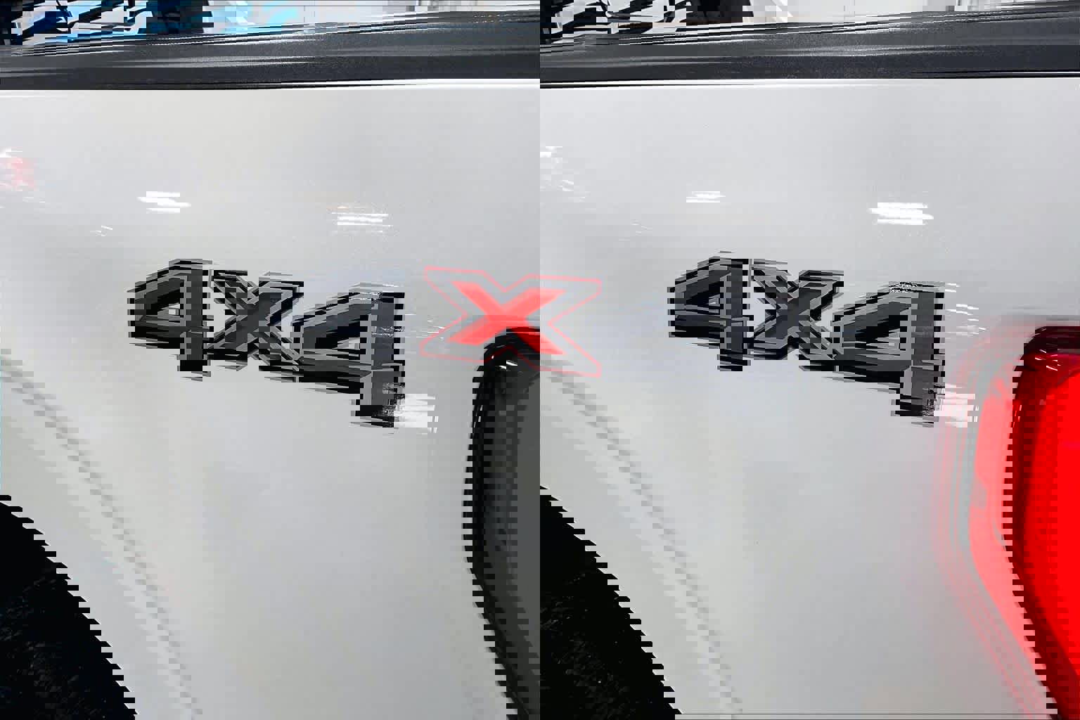 Used 2022 Ford F150 Lariat image 31