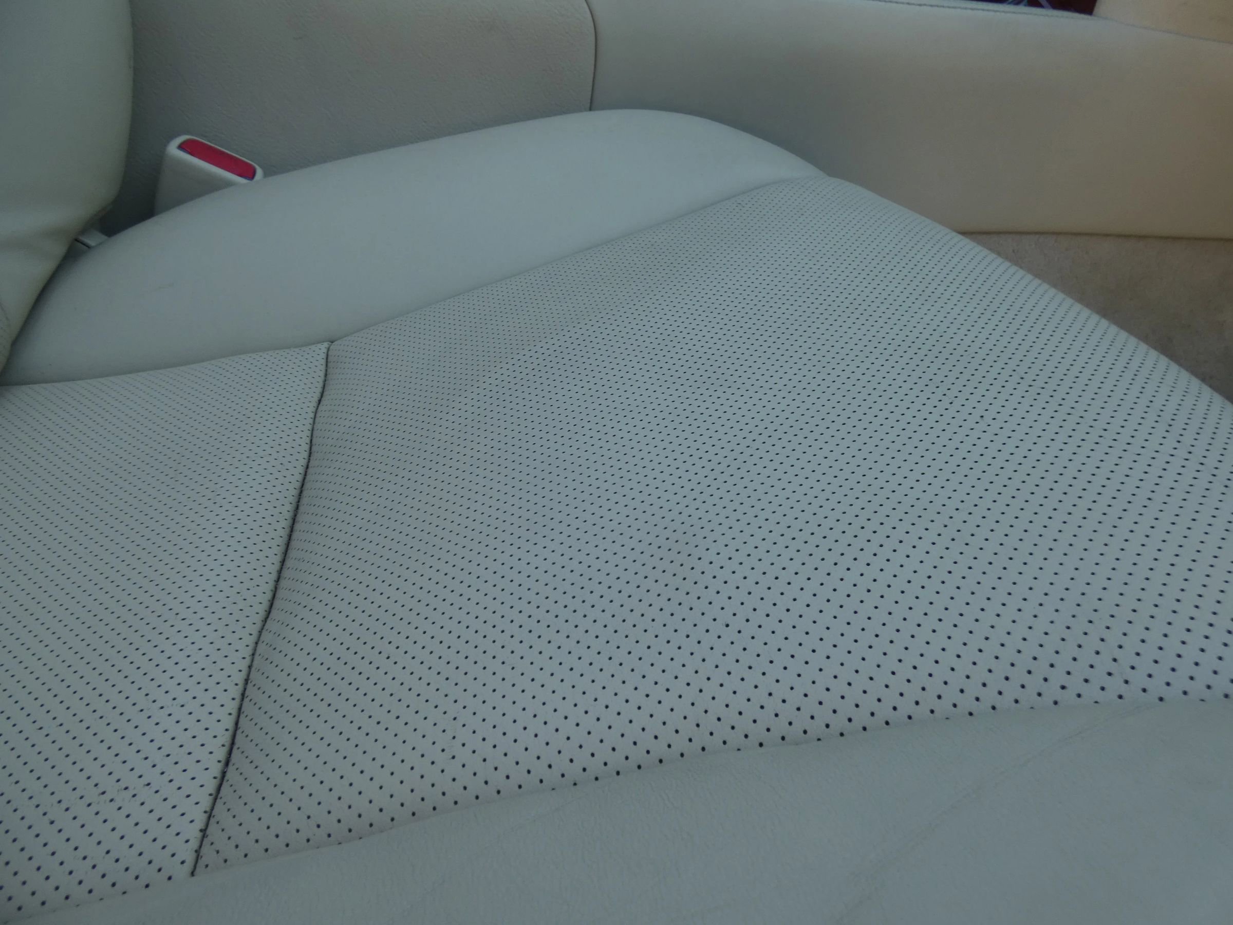 Used 2010 Lexus LS 460 L image 27