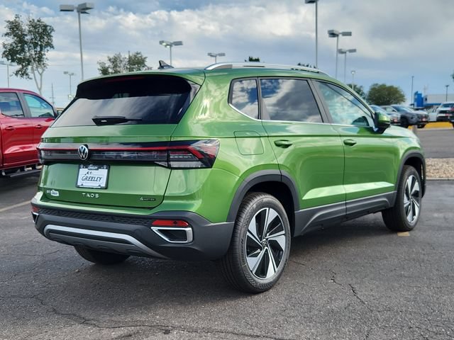 New 2026 Volkswagen Taos SE AWD/4WD image 3