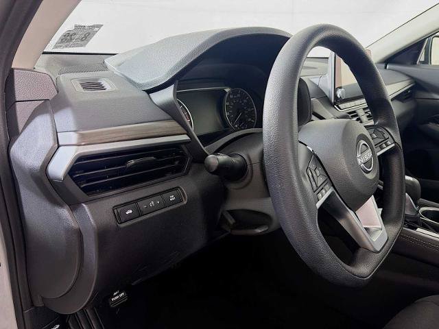 Certified 2023 Nissan Altima 2.5 SV FWD image 8