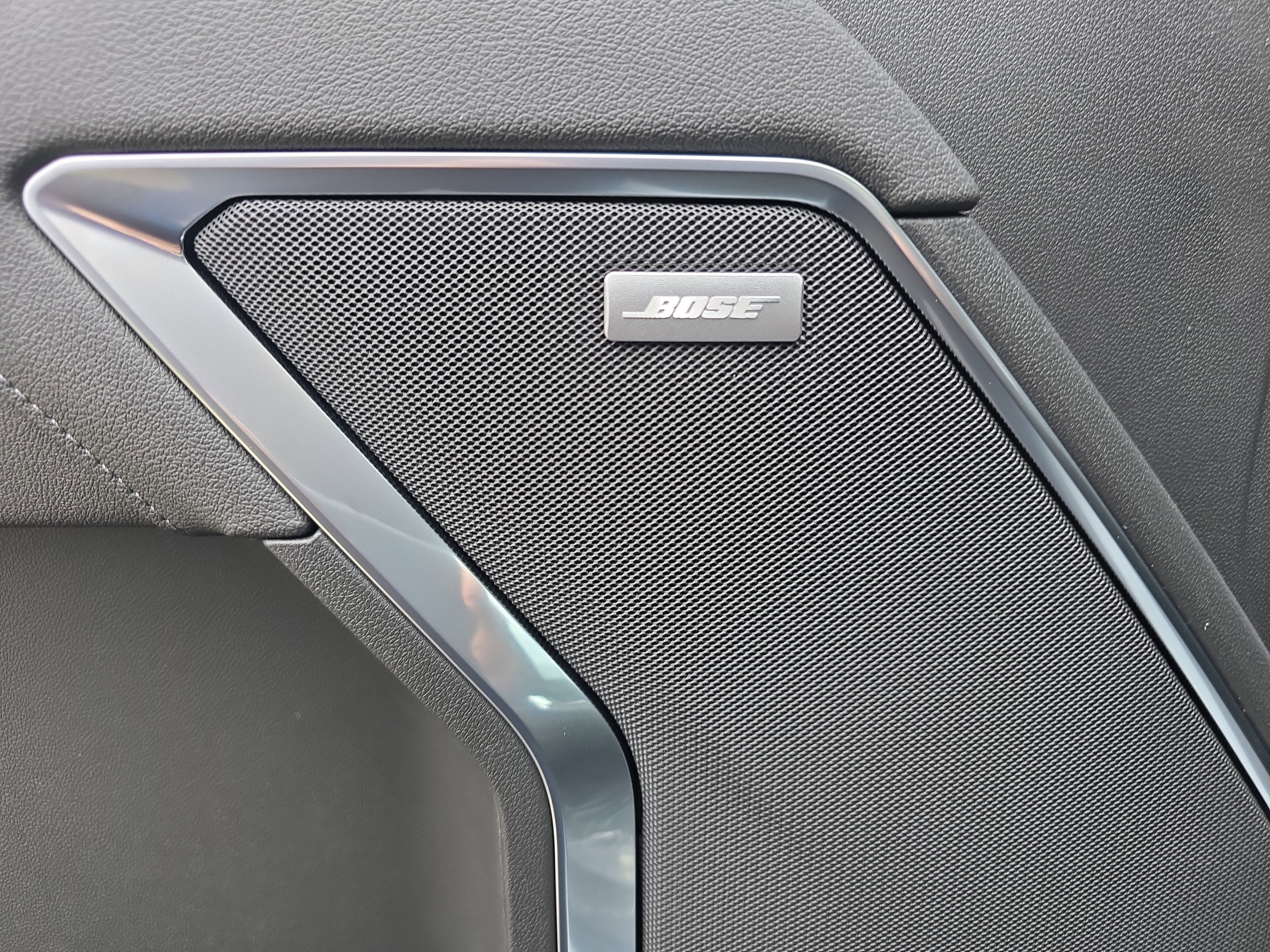 New 2026 GMC Sierra 3500 SLT w/ SLT Convenience Package image 20