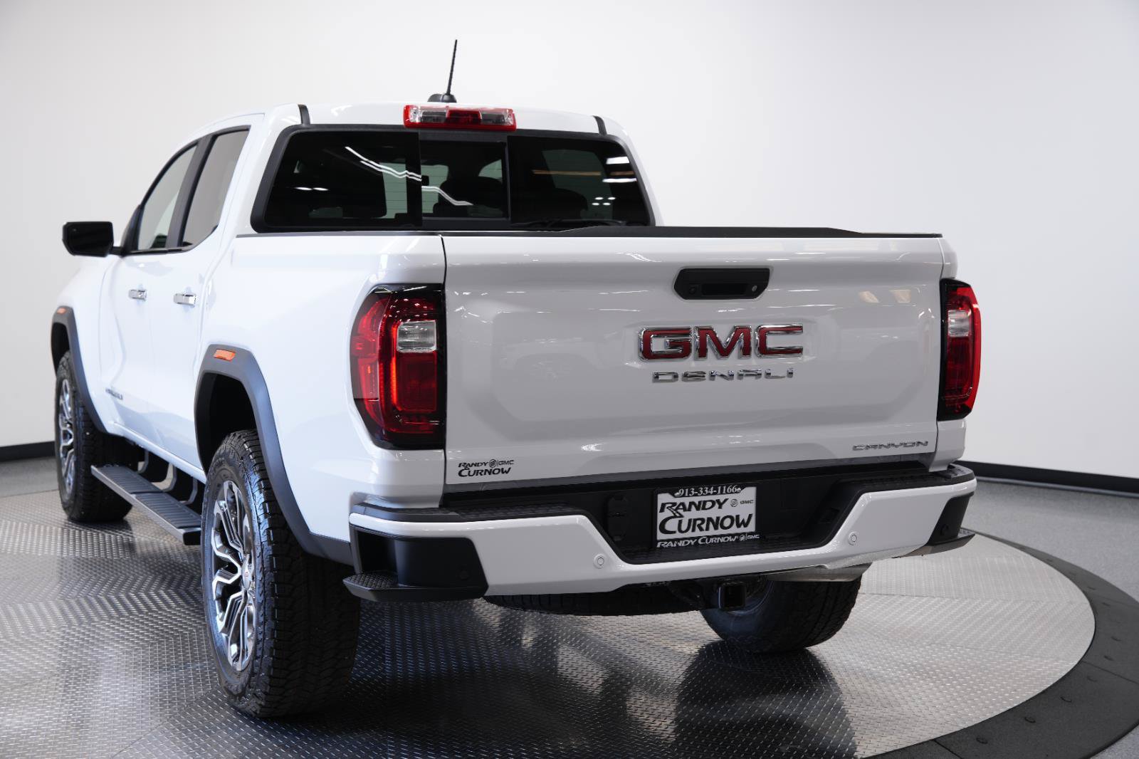 New 2026 GMC Canyon Denali AWD/4WD image 6