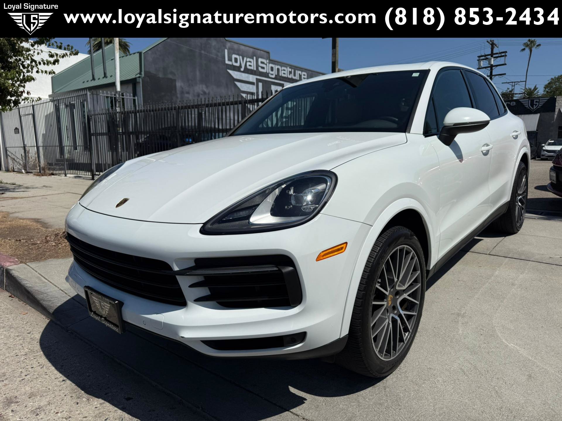 Used 2019 Porsche Cayenne AWD/4WD image 3