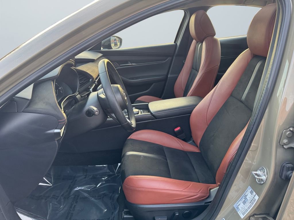 Used 2024 MAZDA MAZDA3 s image 9