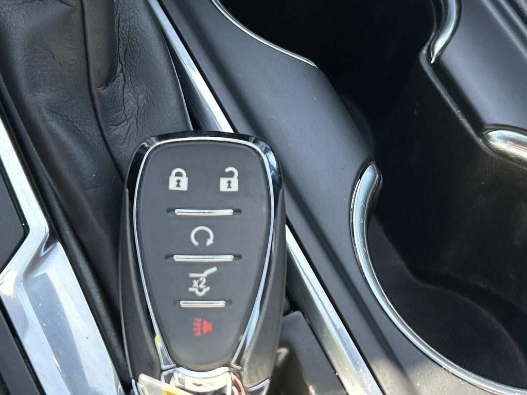 Used 2024 Chevrolet Equinox LT FWD image 35