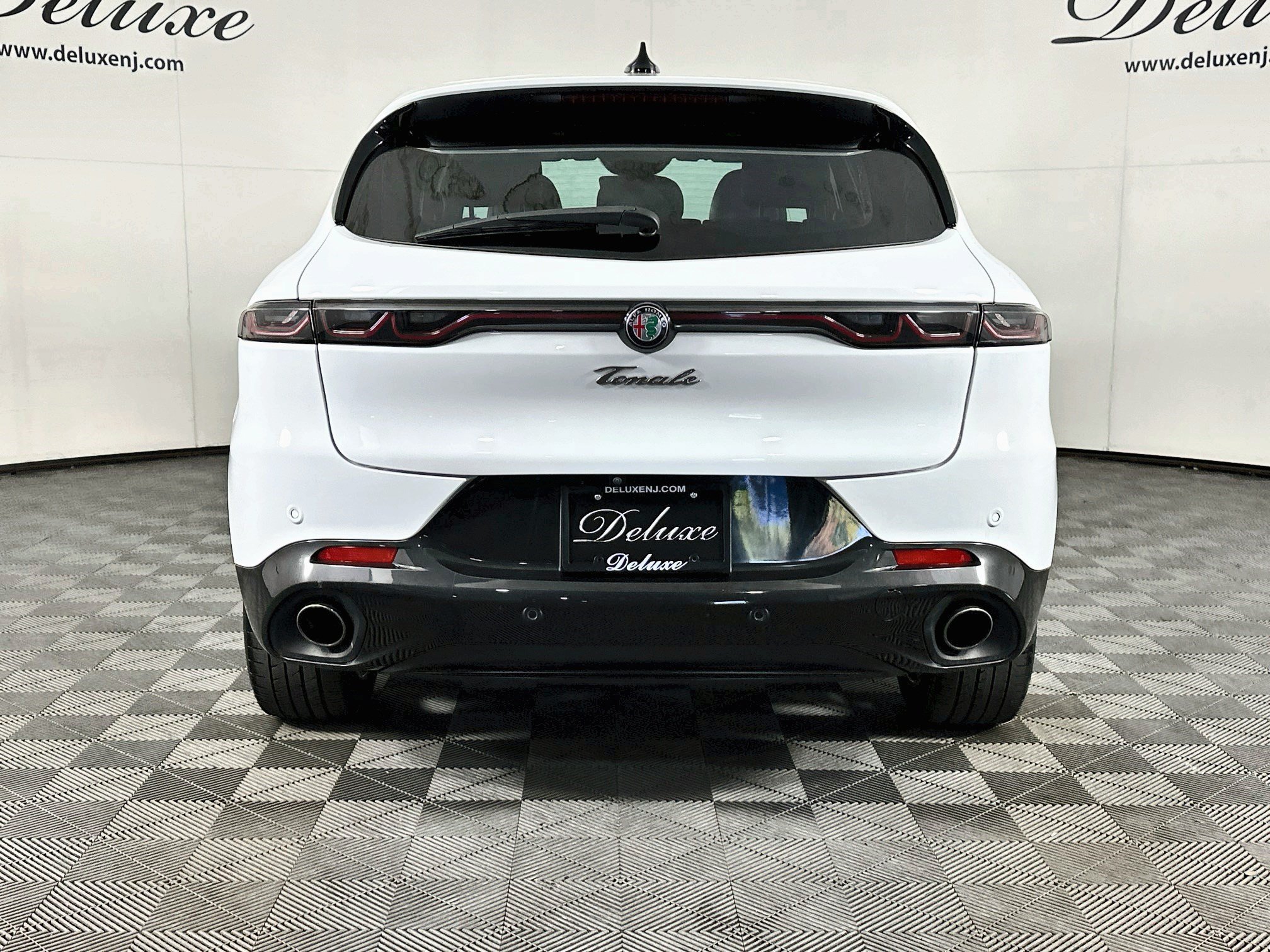 Used 2024 Alfa Romeo Tonale Veloce w/ Active Assist Package AWD/4WD image 5