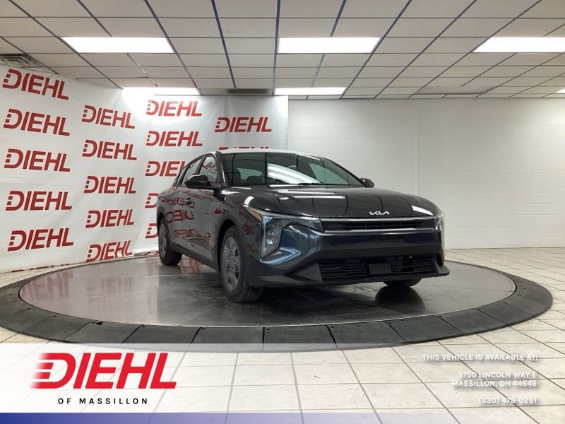 New 2026 Kia K4 LX image 1