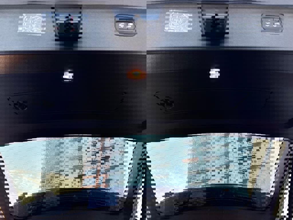 New 2026 Volvo XC90 T8 Core image 20