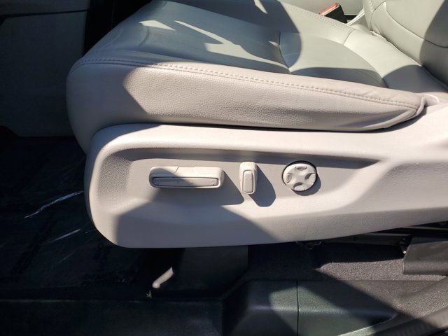 Used 2019 Honda Odyssey Touring image 13