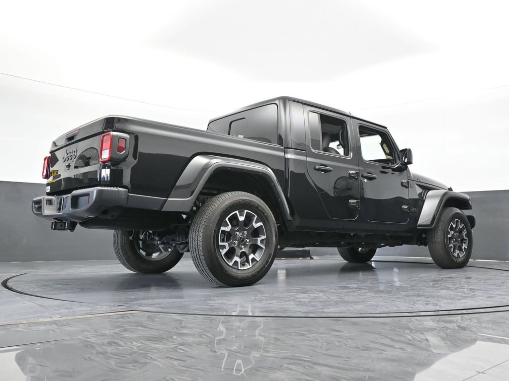 Used 2024 Jeep Gladiator Sport w/ Premium Package AWD/4WD image 60