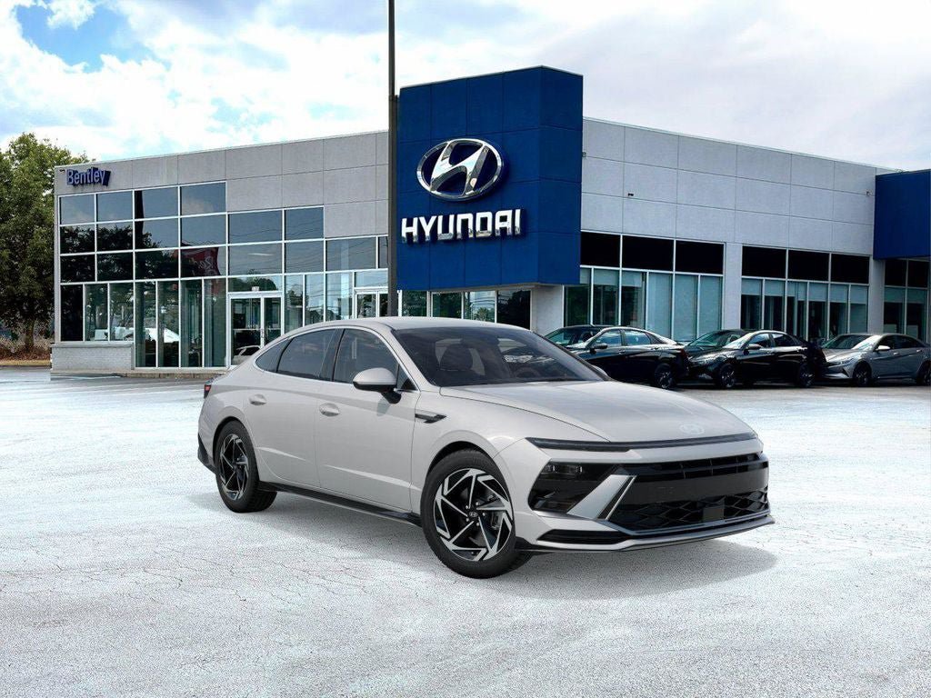 New 2026 Hyundai Sonata SEL FWD image 2