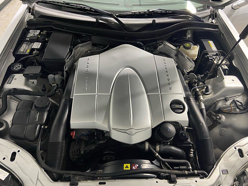 Used 2007 Chrysler Crossfire Limited image 29