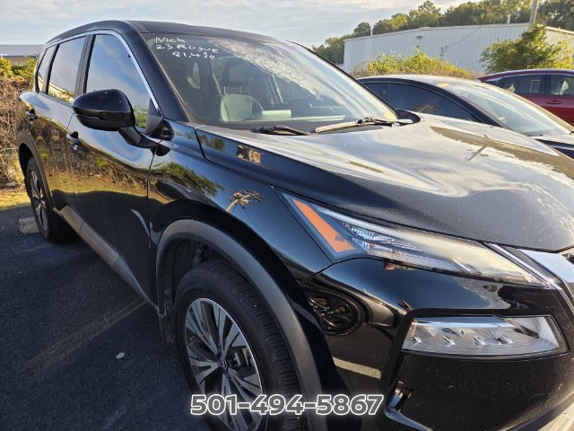 Used 2023 Nissan Rogue SV FWD image 8