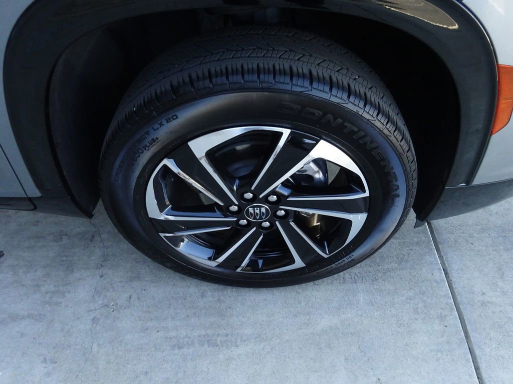 Certified 2025 Buick Enclave Sport Touring image 13