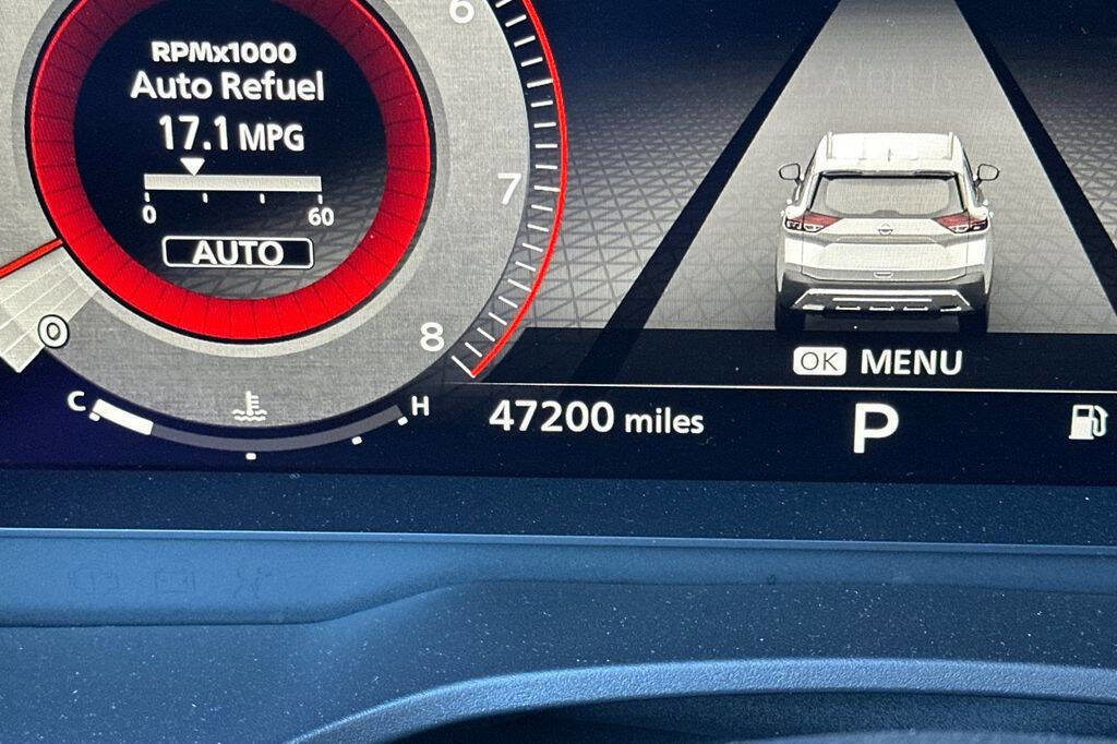 Used 2021 Nissan Rogue Platinum image 28