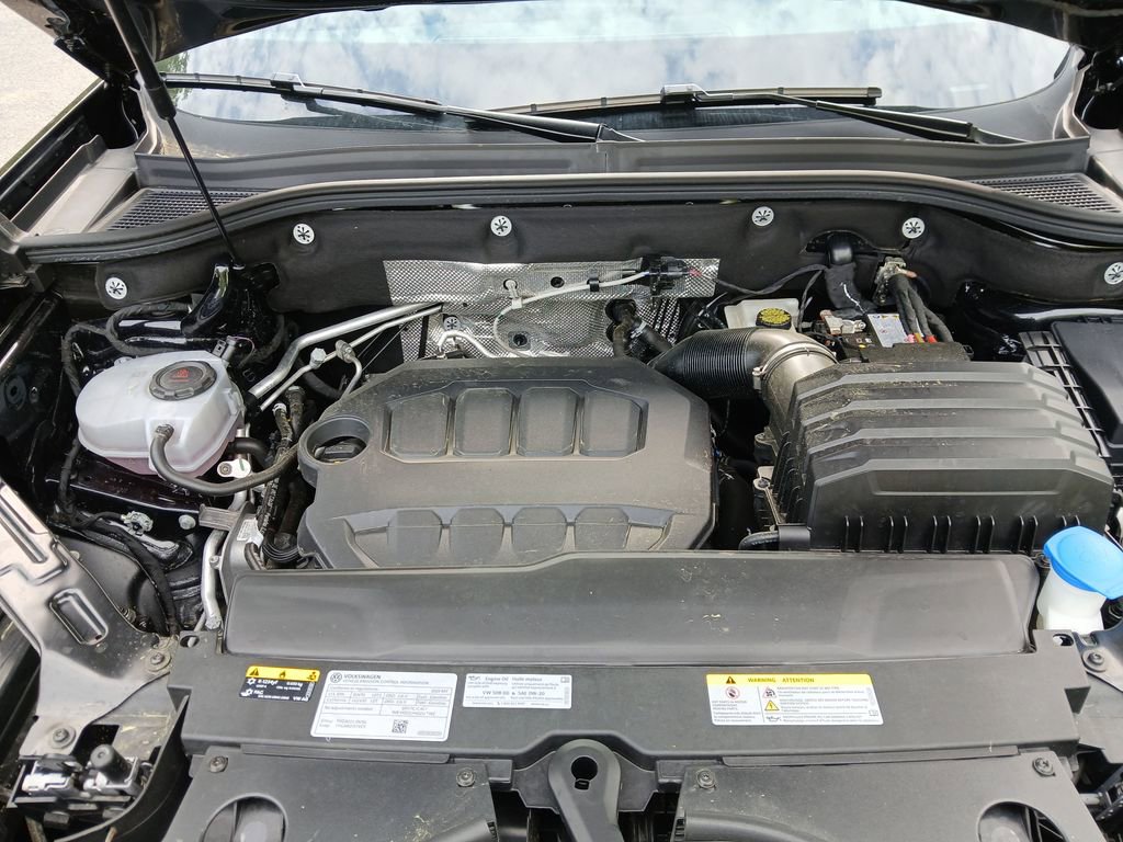 Used 2025 Volkswagen Atlas Peak Edition SE image 22