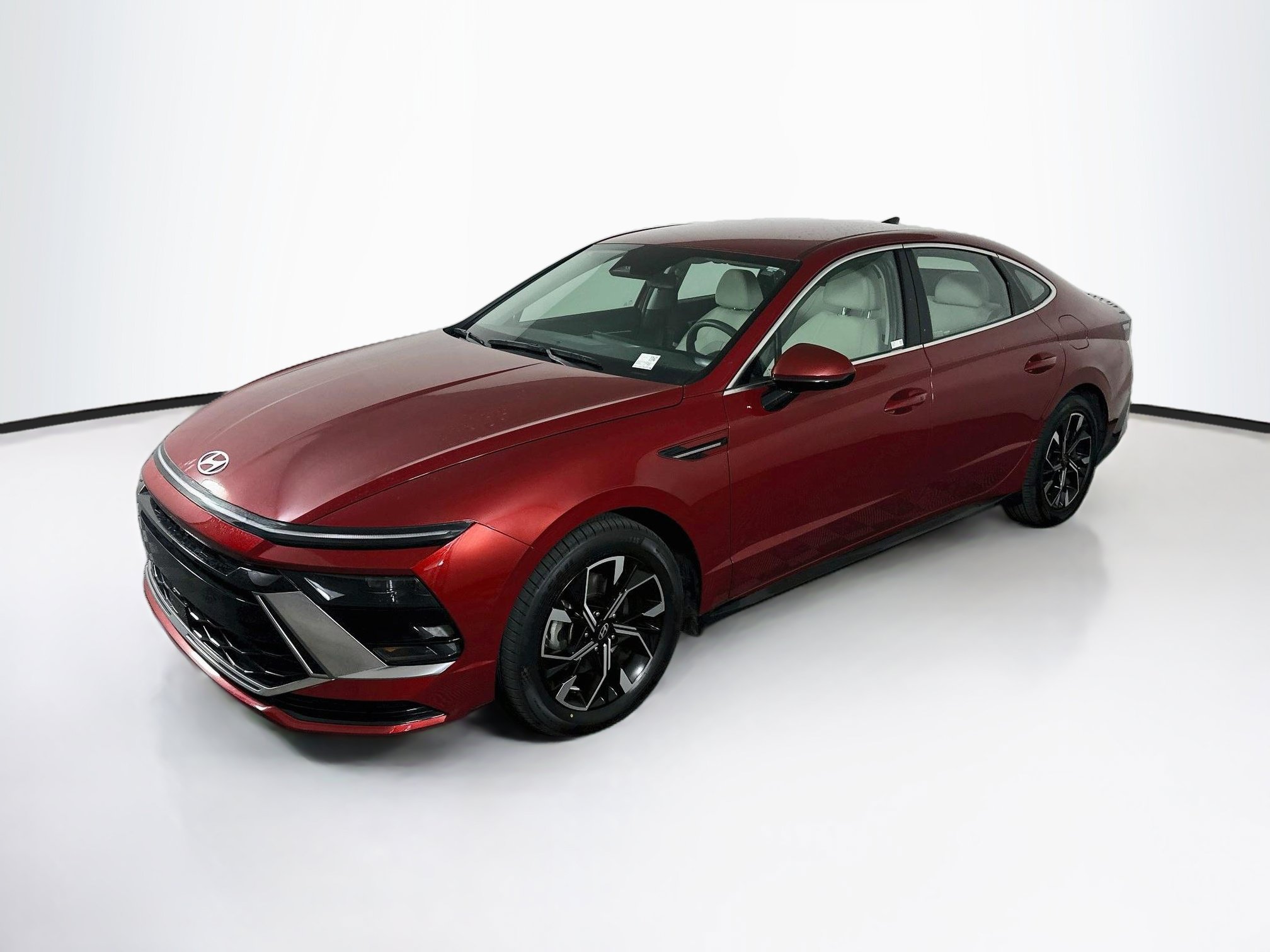 Used 2025 Hyundai Sonata SEL FWD image 3